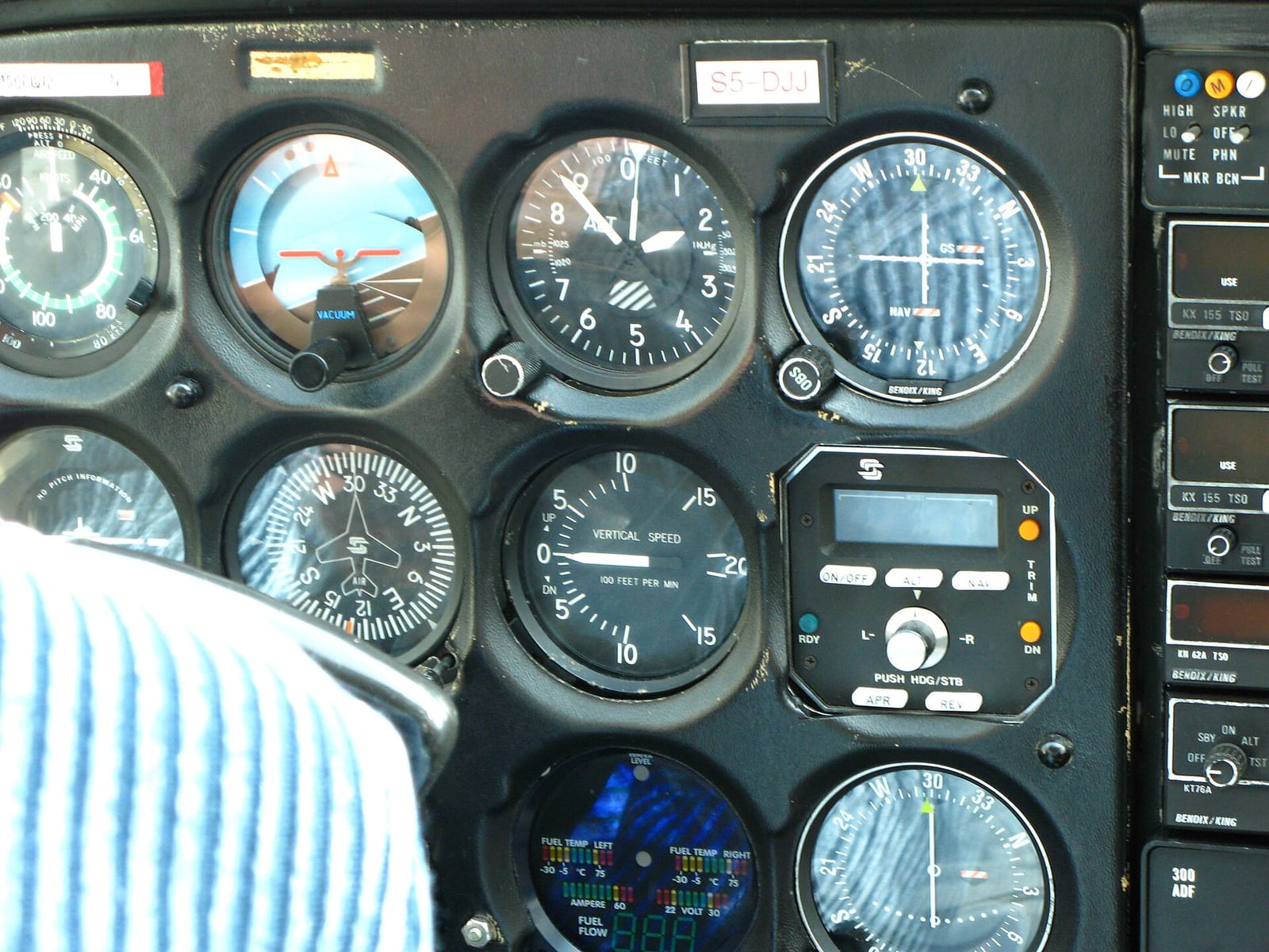 Cockpit of a Cessna 172, the standard trainer aircraft for a Private Pilot License